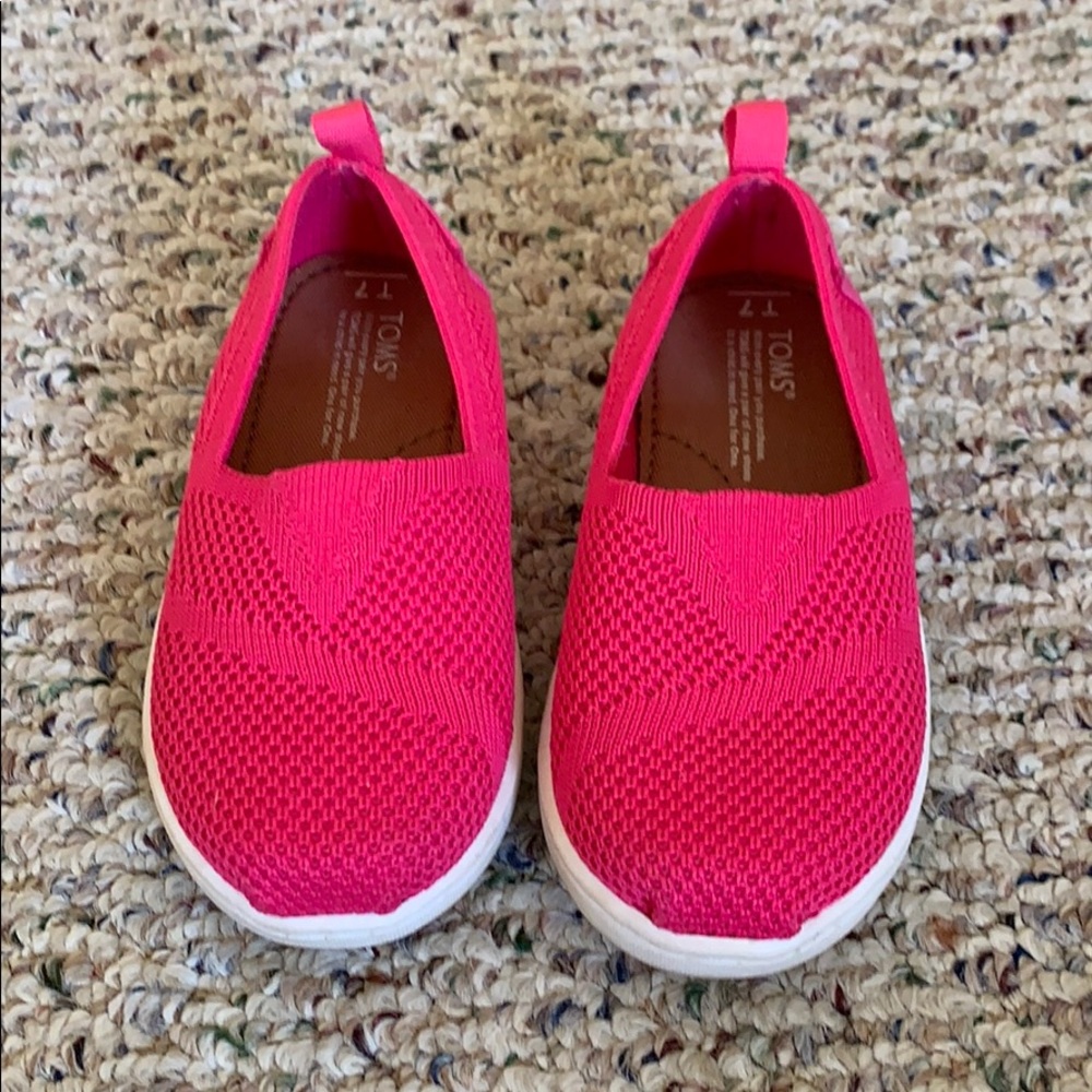 Hot Pink Toddler Toms